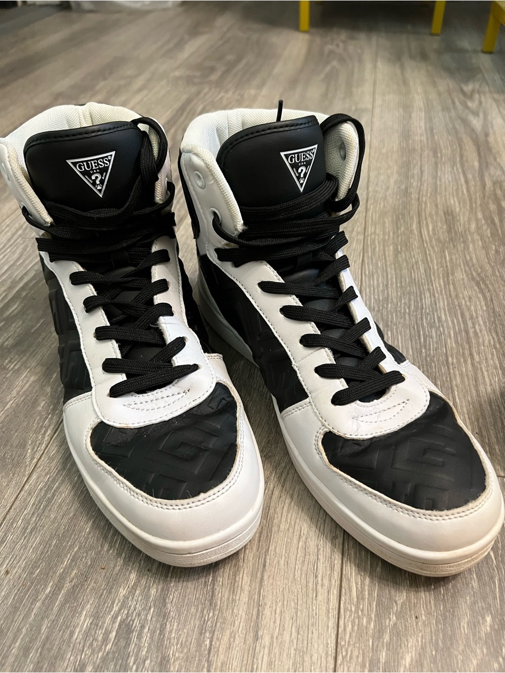 GUESS Men’s Black and White High-Top Sneakers with Logo Detail